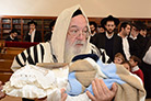 No berit milá do filho de Moshe Kacowicz, fotos de Shlomo Godfarb