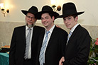 No noivado de Chaim Yehuda Waitzberg com Yocheved Landasman em Israel, fotos de Shlomo Goldfarb