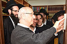 Na inauguração do Beit Midrash Ysmach Moshe na yeshivá de brasileiros Shaarei Dáat em Jerusalém